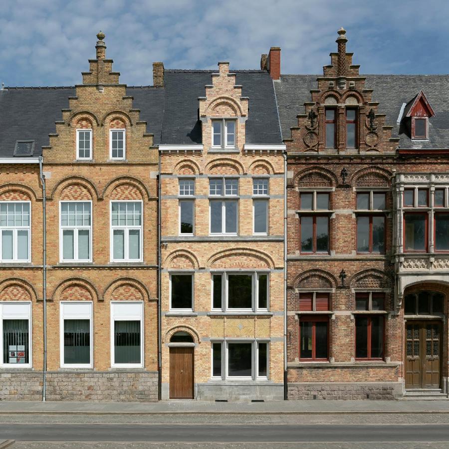 Fantastisch Herenhuis Ensemble Ieper Exteriér fotografie